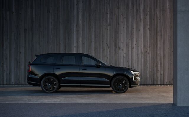 Näyttävä EX90 Black Edition