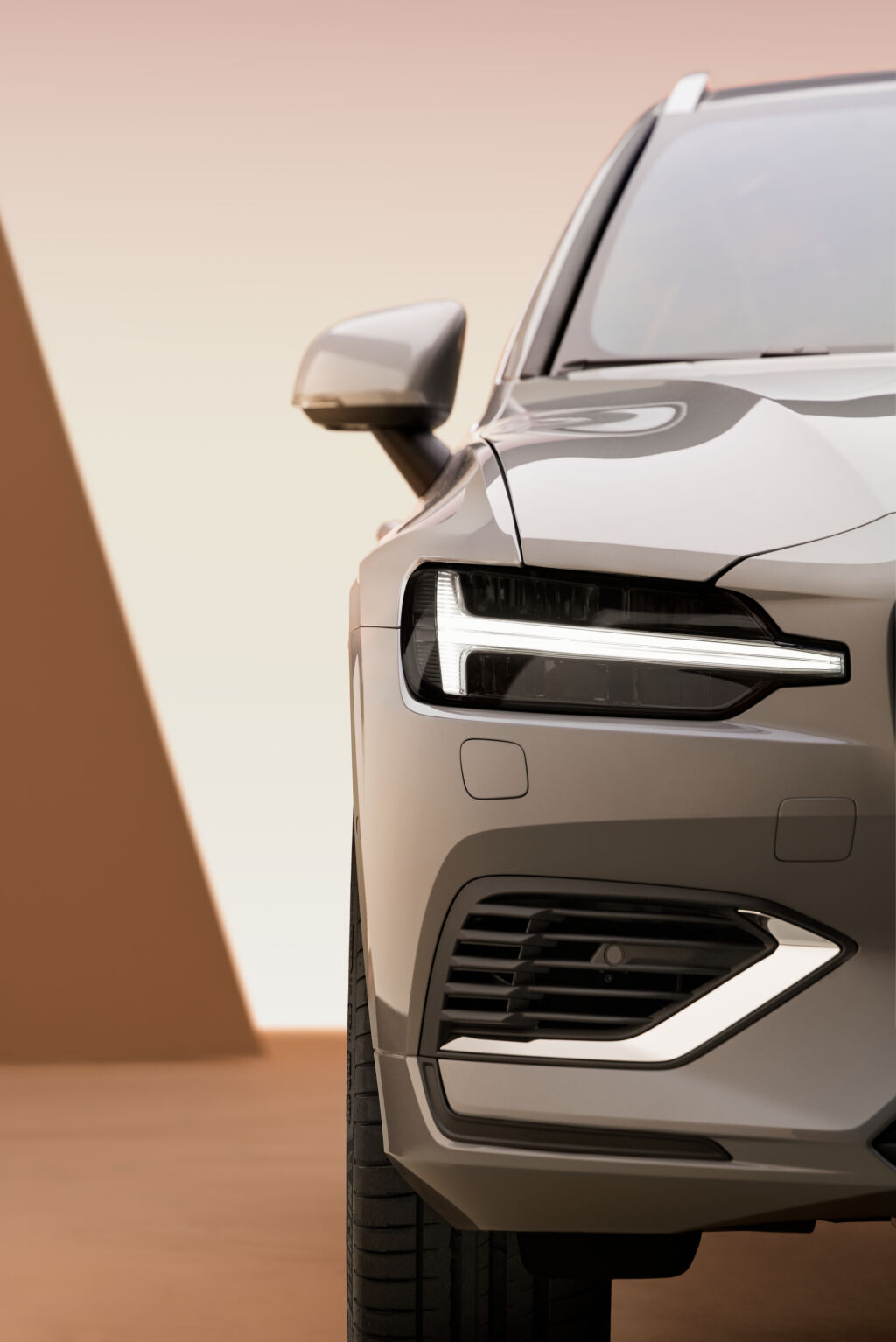 Volvo V60 etuvalo