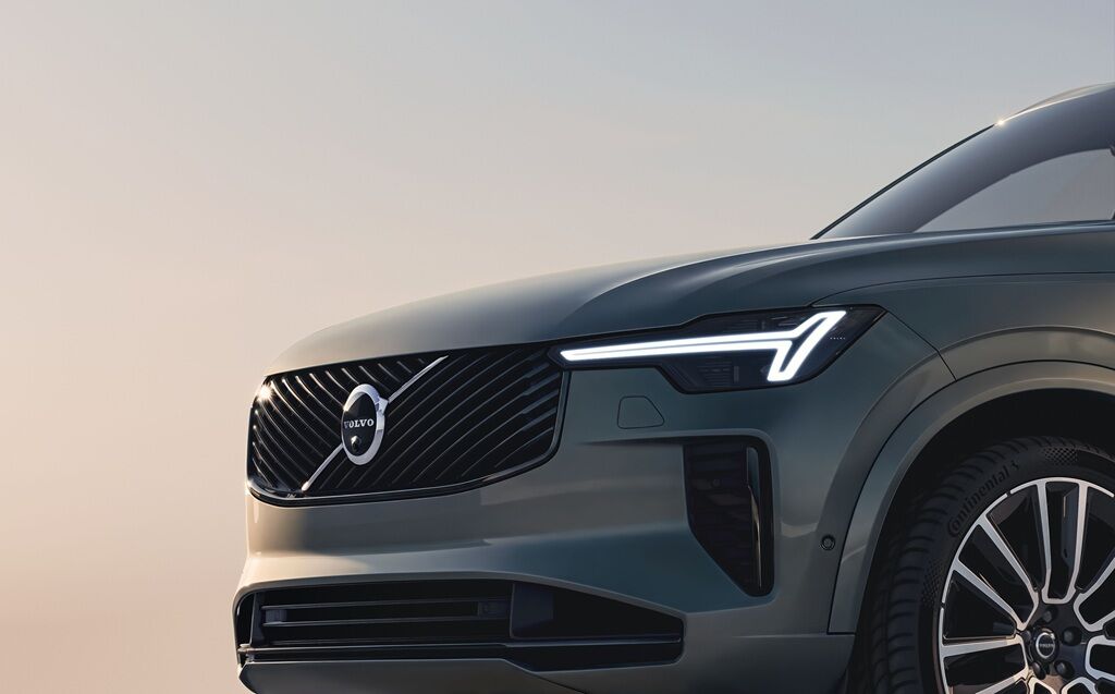 Volvo XC90 keula