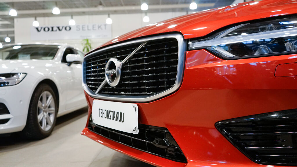 Kaikkiin vaihtoautoihin nyt rahoitus 2,99 %  + kulut