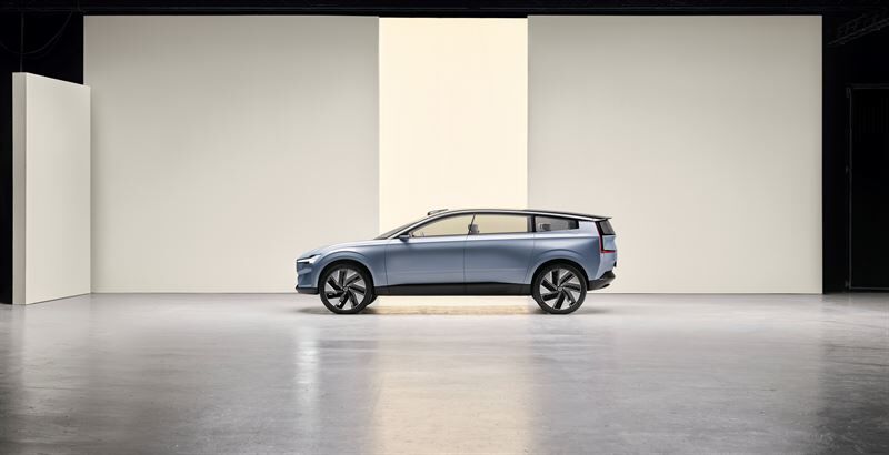 Concept Recharge esittelee Volvo Carsin matkaa kohti kestävää liikkumista