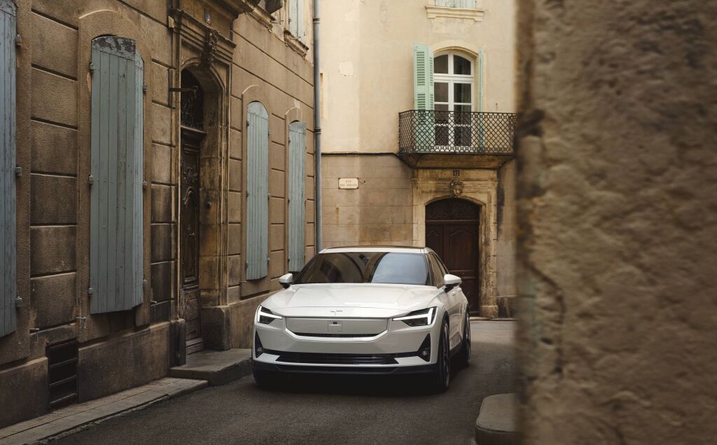 Polestar 2 huolettomalla yksityisleasingillä alk. 529 €/kk