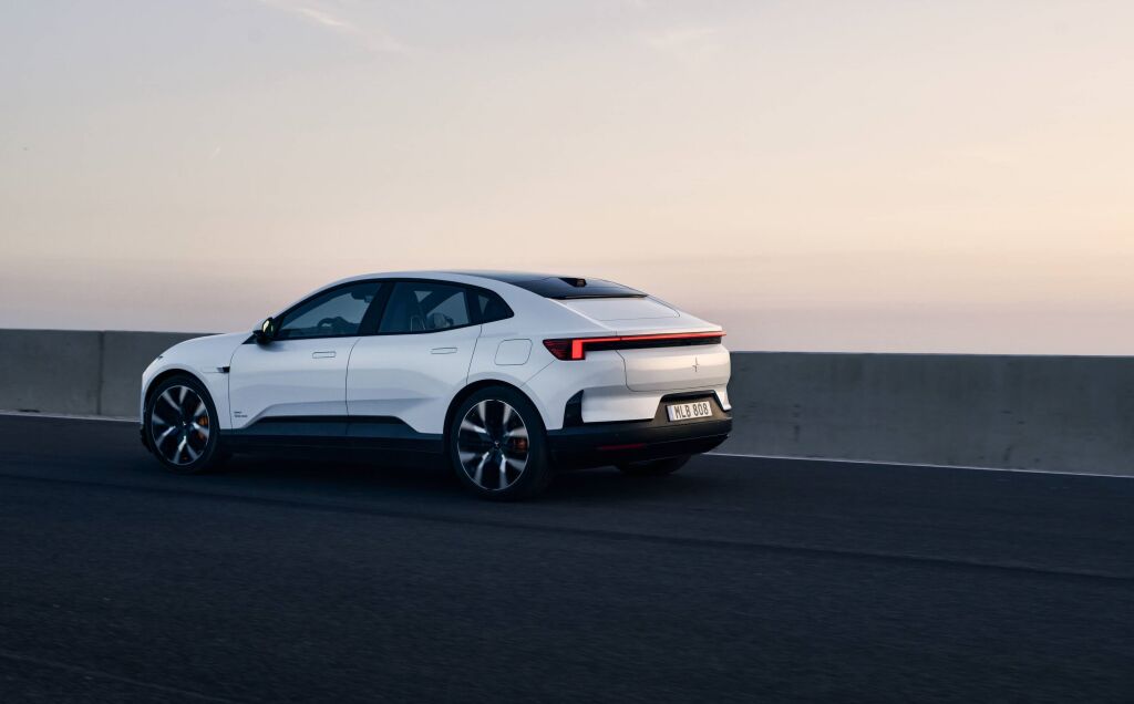 Polestar 4 yksityisleasing alk. 599 €/kk