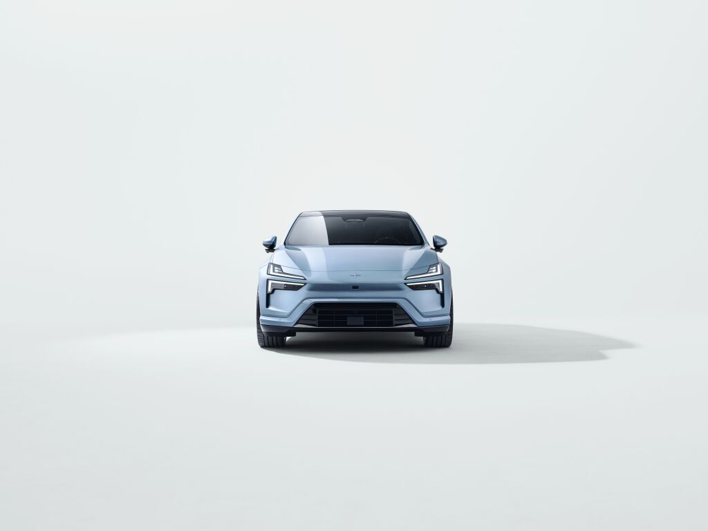 Polestar 4 Business -malleja alk. 59 500 €