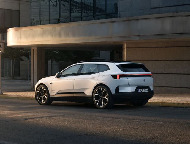 Uusi Polestar 4 SUV yksityisleasing alk. 749 €/kk